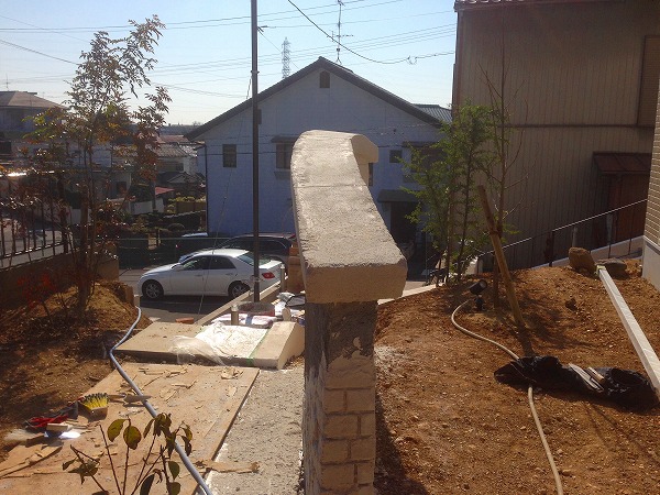 名古屋市瑞穂区で高低差のある外構工事モルタル造形門塀＃５